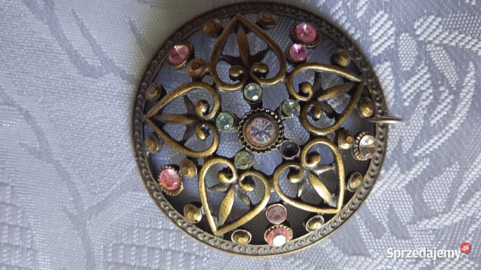 MEDALION Z AŻUROWEGO MOSIĄDZU Z CYRKONIAMI Ozdoby wielkopolskie Piła