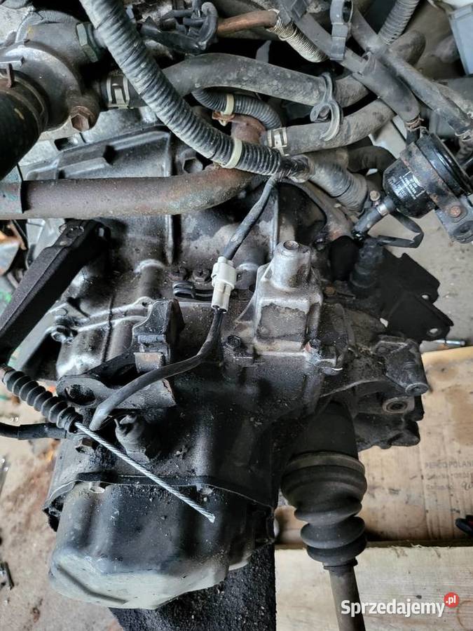 Suzuki baleno 16 skrzynia biegów półoś zwrotnica Pułtusk