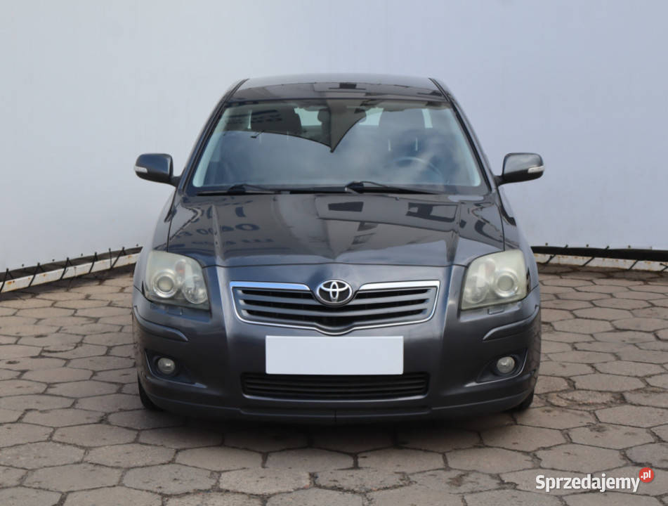 Toyota Avensis 18 VVTi światła przeciwmgielne Łódź