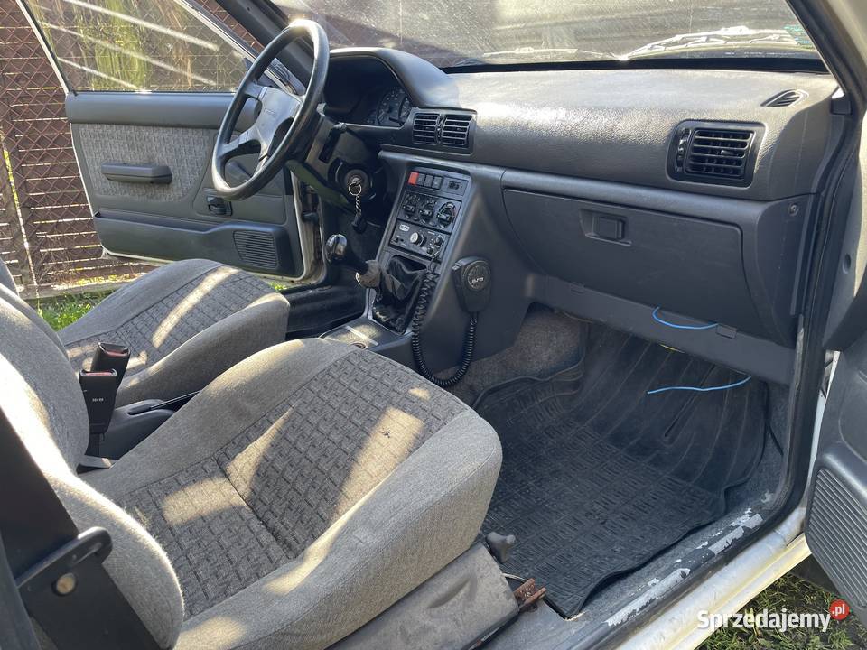 Polonez Specjalny Sanitarny Ambulans 16B 2001r sprzedam