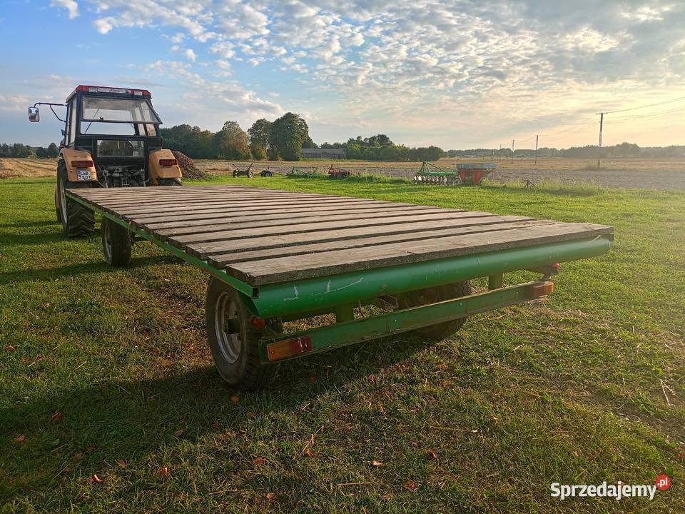 Przyczepa do sianasłomy Przyczepy rolnicze Skrobów