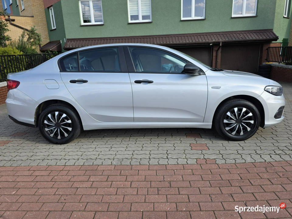 Fiat Tipo 2019r Salon Polska 1Właściciel 14 16v srebrny Białystok sprzedam