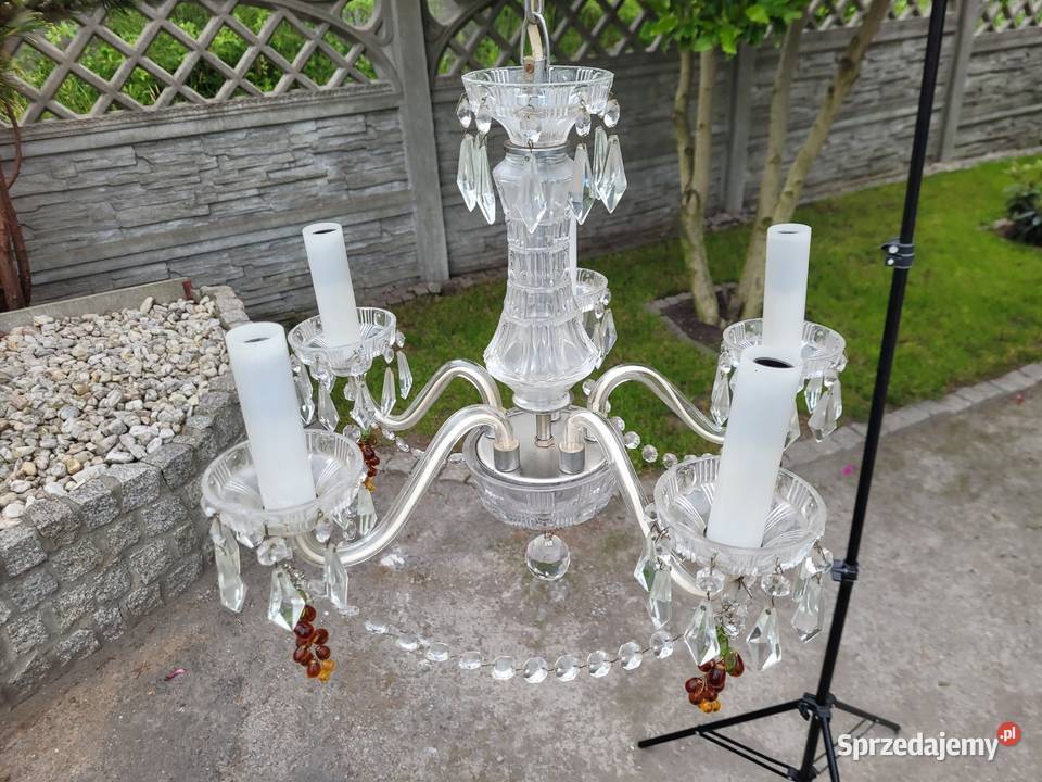 Piękny Kryształowy Żyrandol W Stylu Glamour Z Lampy Częstochowa