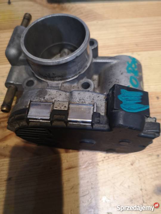 Przepustnica OPEL CORSA ASTRA III H 14 0 280 750 osobowe