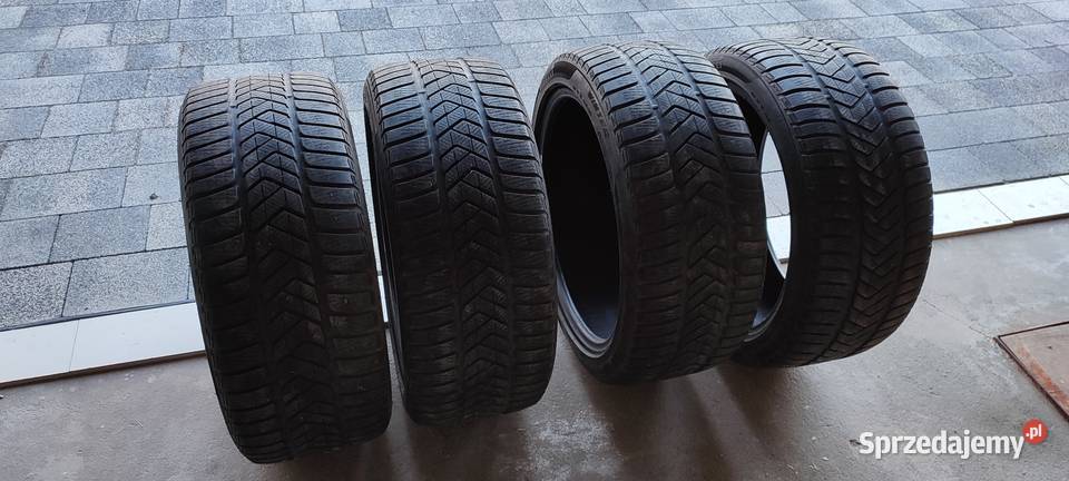 Opony zimowe Pirelli Sottozero 3 25540 R19 podkarpackie Przeworsk sprzedam