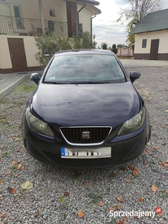 Seat Ibiza 12 Benzyna 2011 r 5drzwiowy Zadbany Teofilów