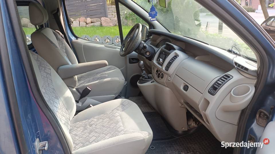 Opel Vivaro 25 CDTI 146 8osobowy Olsztyn