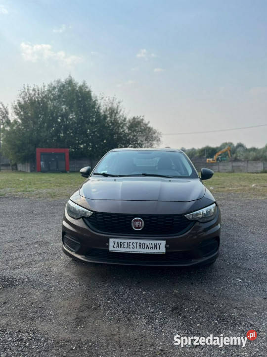 Fiat Tipo TIPO 14b z gazem salon II 2016 światła przeciwmgielne