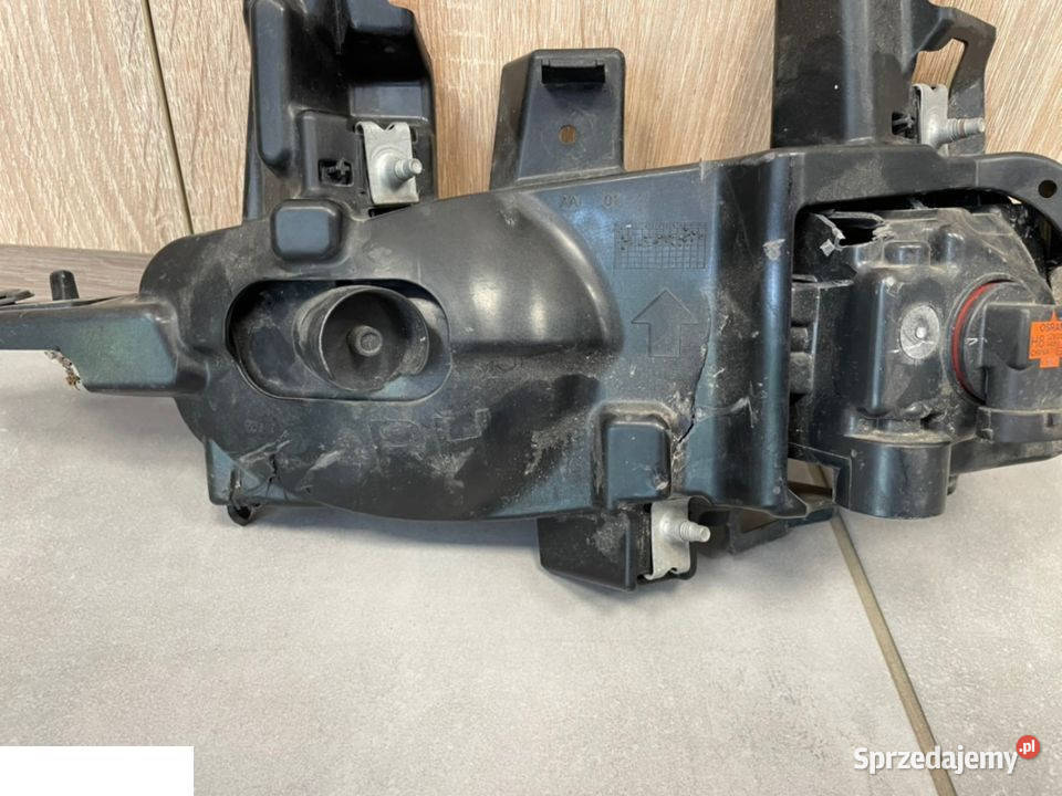 Nissan qashqai j11 halogen prawy osobowe Kozubszczyzna