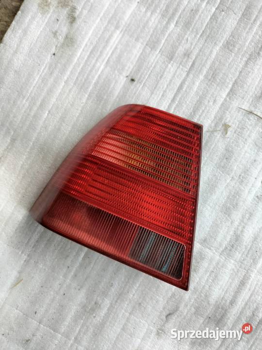 Volkswagen Bora LAMPA TYŁ TYLNA LEWA lubelskie Kamień-Kolonia