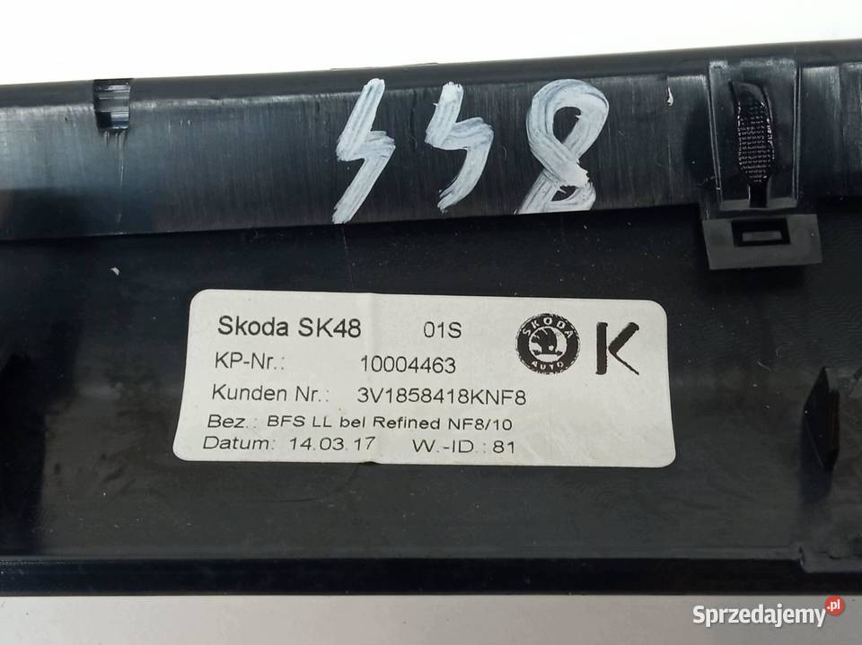 DEKOR LISTWA OZDOBNA DESKI LED 3V 3V1858418K Rok produkcji 2017