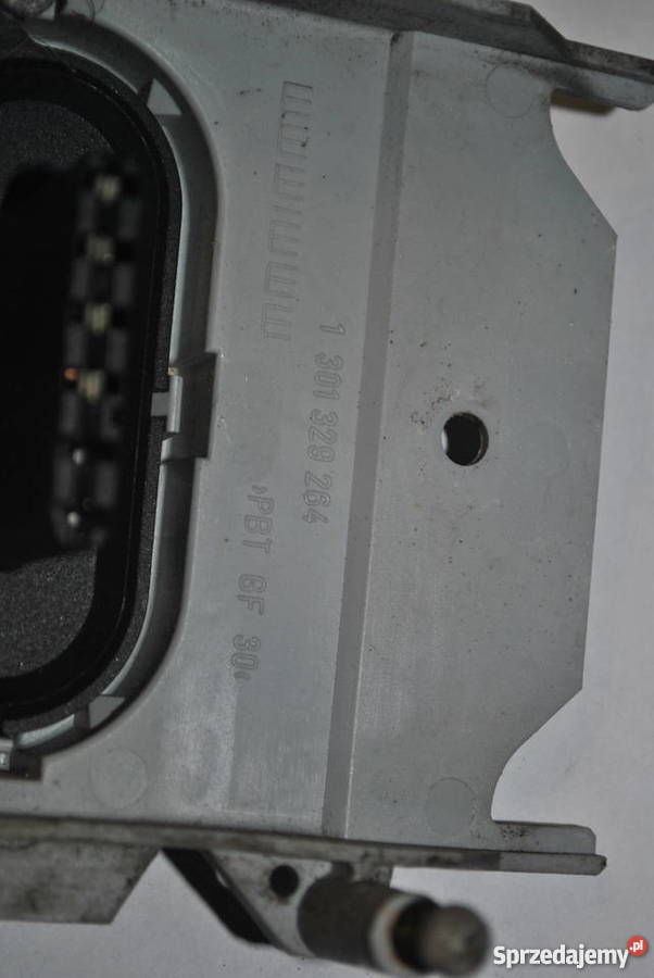 Uchwyt sterownika świateł ksenonowych kabel Poręba