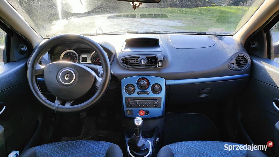 Renault Clio lll 12 benzyna Sprzedam 1200cm3 Podgrodzie sprzedam