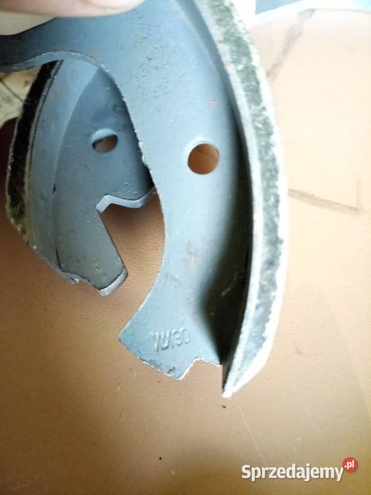 Fiat 126p Maluch szczęki hamulcowe Stalowa Wola