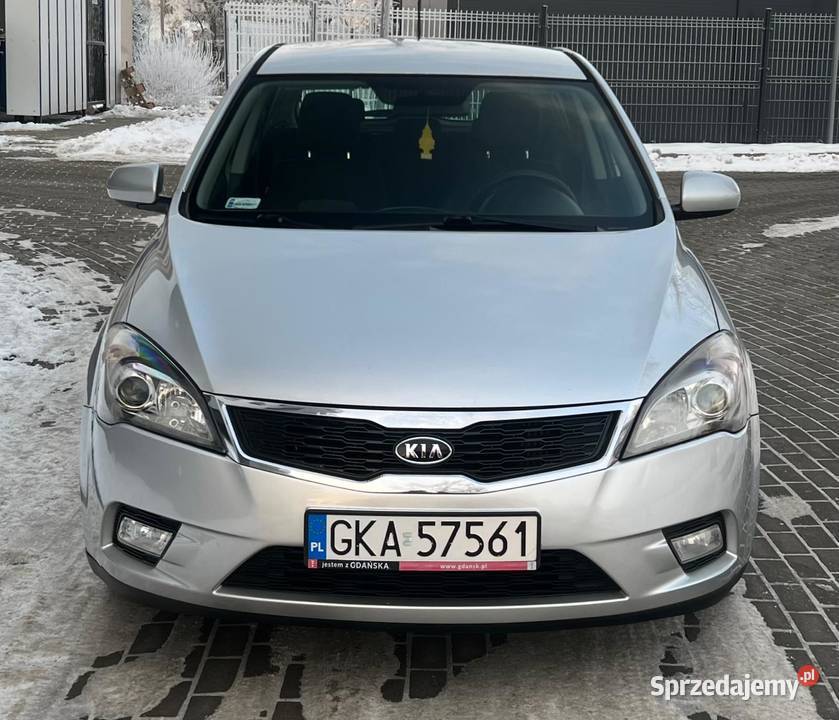 sprzedam zachowanego w stanie technicznym i garażowany Elbląg