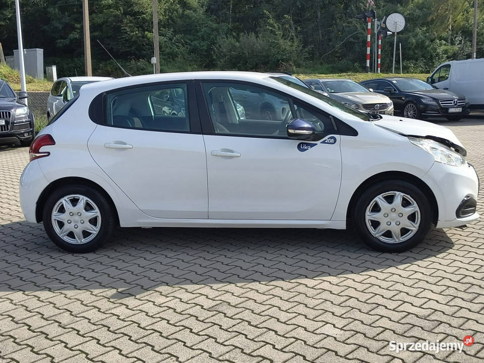 Peugeot 208 wersja like 10 benzyna 72 Kęty sprzedam