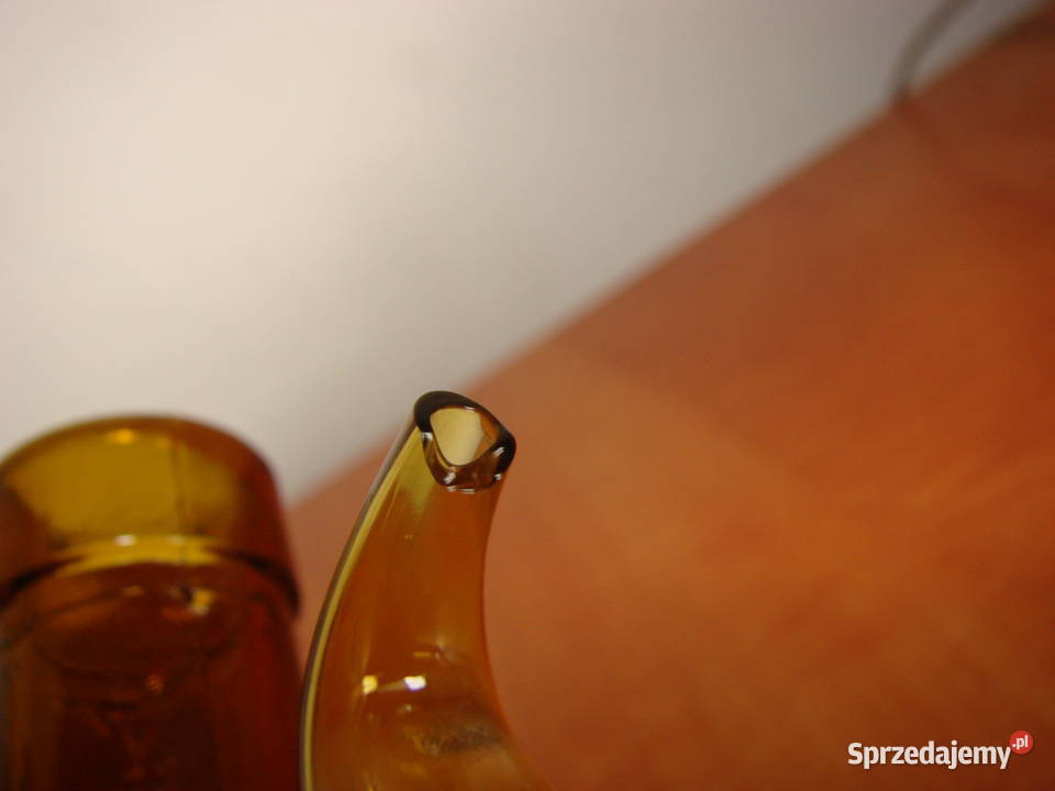 dzbanek szkło barwione Pruszcz Gdański