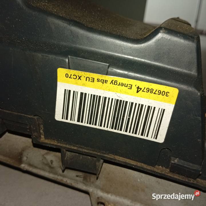 Pas przedni belka absorber Volvo XC70 S80 V70 osobowe Karoseria Warszawa