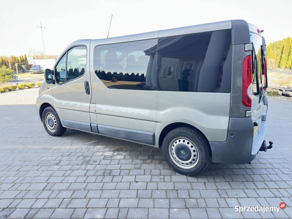 Opel Vivaro 20 DCI 2xklima webasto