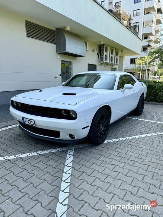 Dodge Challenger 36 V6 SXT PLUS SXT 305KM mazowieckie Warszawa sprzedam