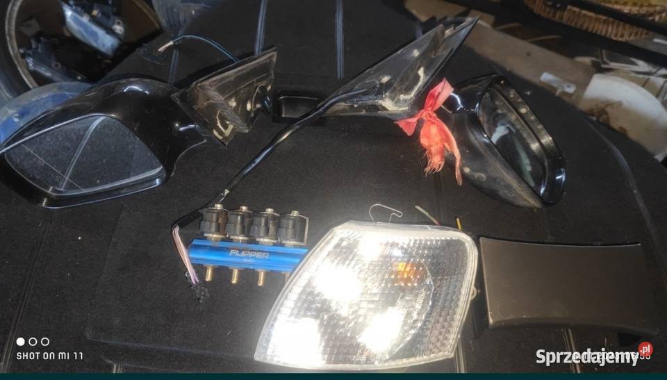 Części Passat b5 99r 18t APU zderzak przód Lampy Pisz sprzedam