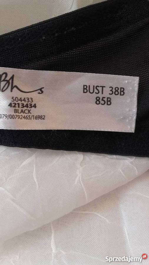 CZARNY MODELUJĄCY BIUSTONOSZ r 85b Piła