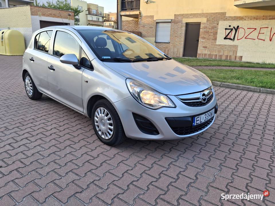 Opel Corsa D 10 z gazem 201112 stan Łódź
