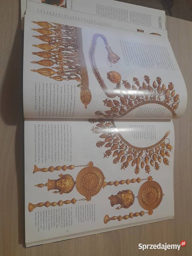 Album Skarby świata Muza 1999r podkarpackie Rudnik nad Sanem