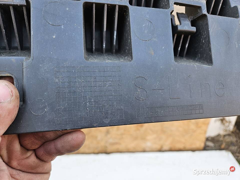 AUDI A3 8V3 1216 SLINE PŁYTA OSŁONA POD ZDERZAK Międzychód sprzedam