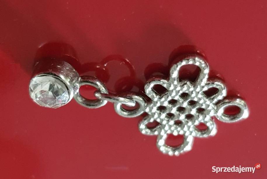 wisiorek przywieszka zawieszka ozdoba cyrkonia srebrne Kielce