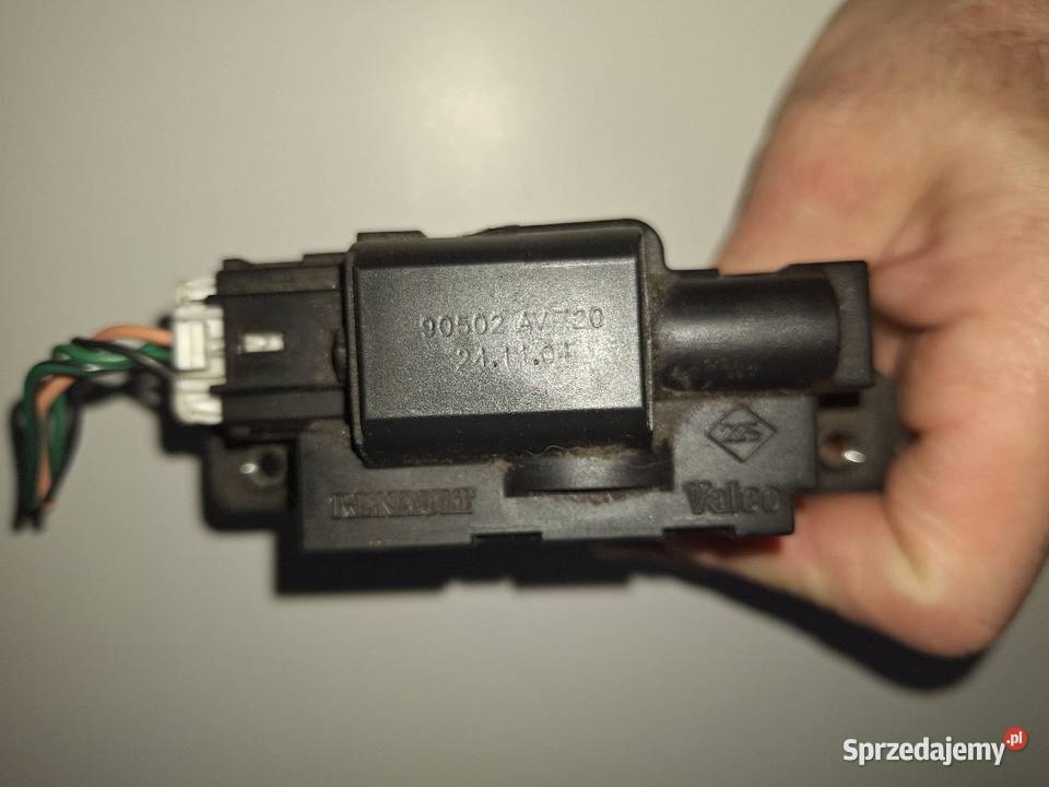 Zamek tylnej klapy Nissan Primera p12 kombi Motoryzacja Bydgoszcz