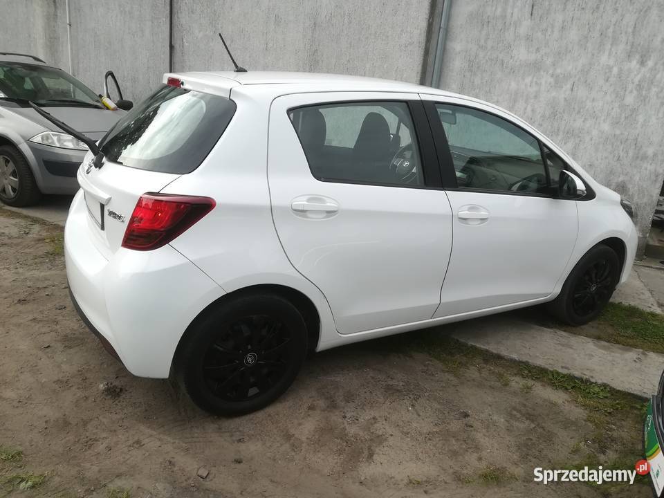 TOYOTA YARI 10i 2014 5 DRZWI KLIMA 124YKM ASR (kontrola trakcji) Bydgoszcz sprzedam
