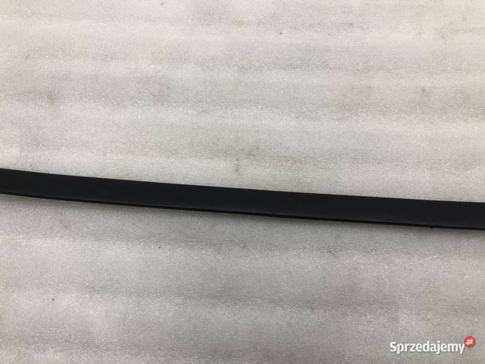 LISTWA SZYBY LEWA AM51R03195 FORD C II