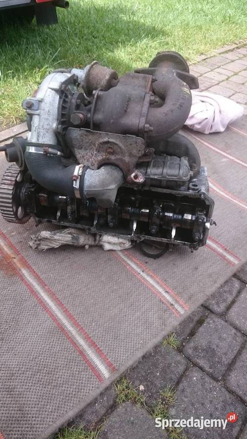 Sprzedam głowice silnika 16 TD JR71 Libiąż