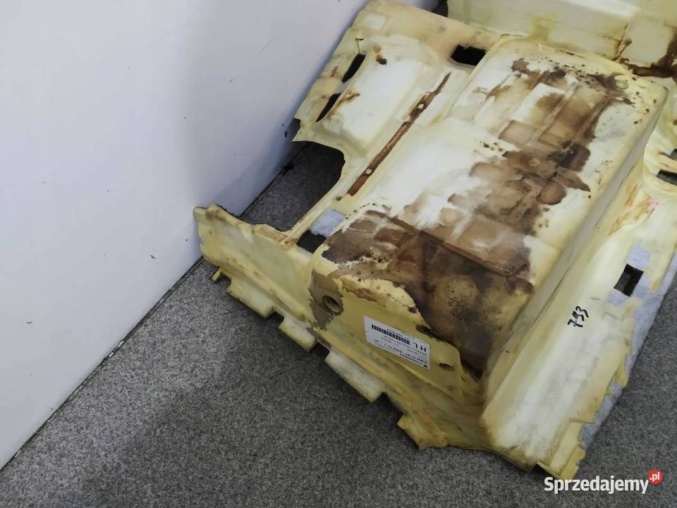 WYKŁADZINA WNĘTRZA DYWAN TYŁ Bmw Seria 6 II sprzedam