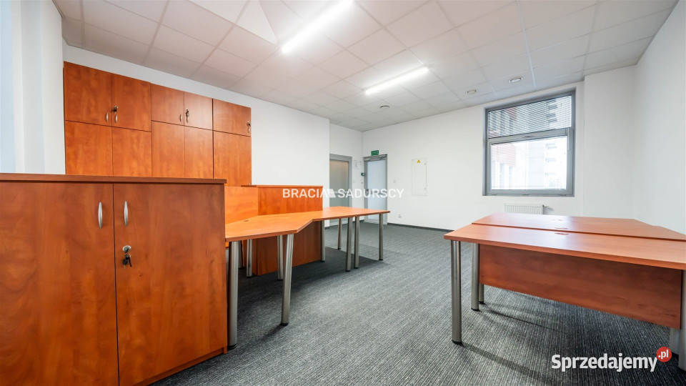 wynajmu lokalu 2501m2 Kraków jana Brożka