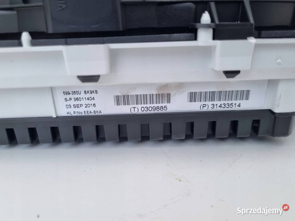 Volvo V40 II 20D Diesel LICZNIK ZEGARY TFT