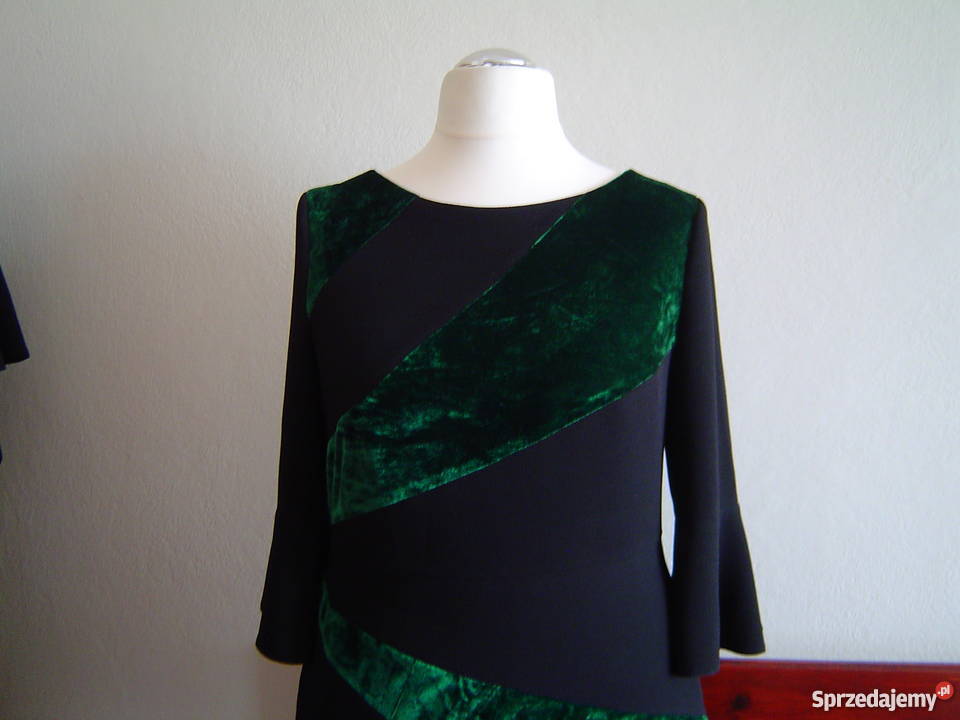 Sukienka z tkaninykrepa wełniana i welur 44 czarny