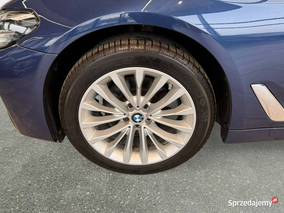 BMW 520 VAT 23 d Touring mHEV 190 automat 2021 r Myślenice
