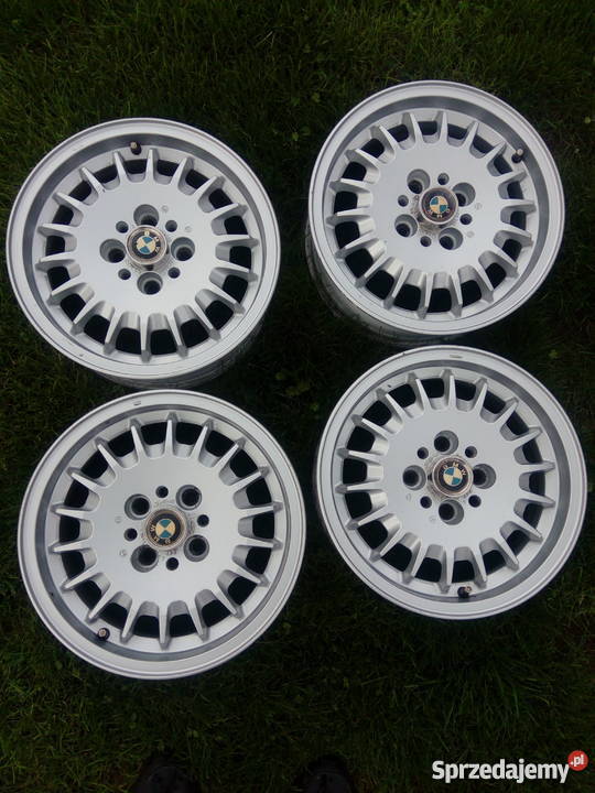 BMW E30 4x100 14 ET35 idealny stan 100 sprawne