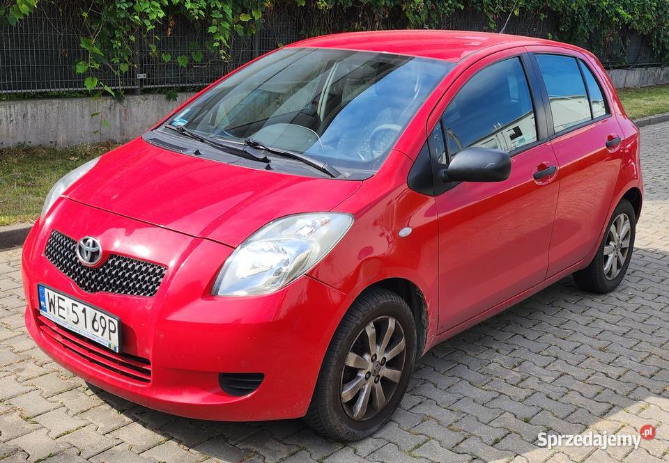 Toyota Yaris 13 VVTi 2008r uszkodzony