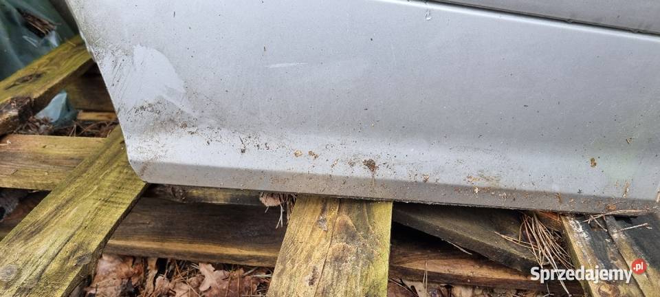 Mercedes w203 C klasa blotnik lewy Błotniki Pionki sprzedam