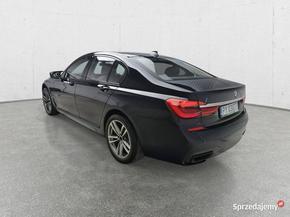 BMW 750 G12 2015 Komorniki
