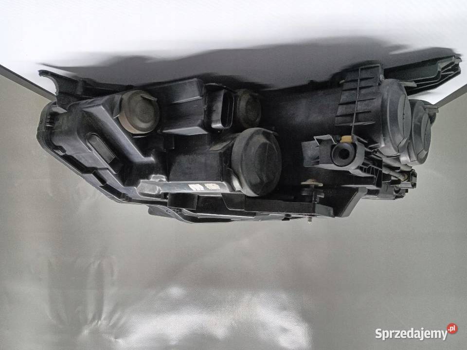 LAMPA PRZÓD PRZEDNIA PRAWA VW PASSAT B8 Lampy przednie