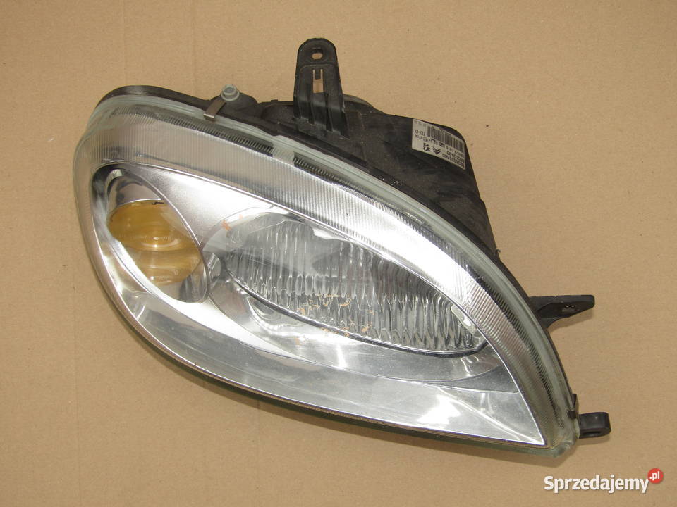 LAMPA PRZEDNIA PRAWA CITROEN SAXO 9904 Lampy przednie Mysłaków