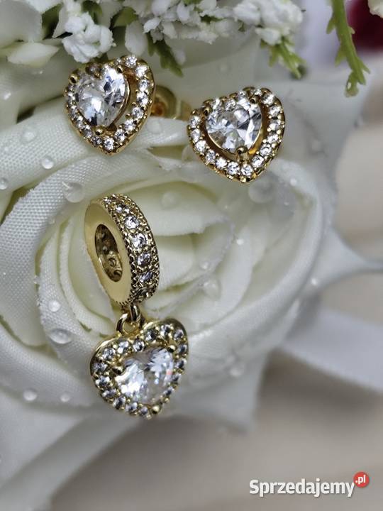 Piękny ładnie lśniący zestaw srebrnej pozłacanej sprzedam