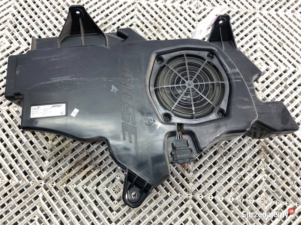 SUBWOOFER AUDI A3 8P 8P3035382A Hatchback 0313 Wyposażenie wnętrza