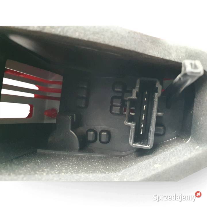 LAMPA PRAWA Peugeot 207 Lift 0309r tylna tylnia osobowe Chełm