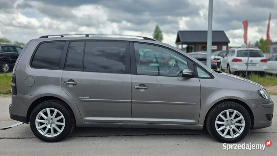 Volkswagen Touran navi klima mały przebieg super Lębork