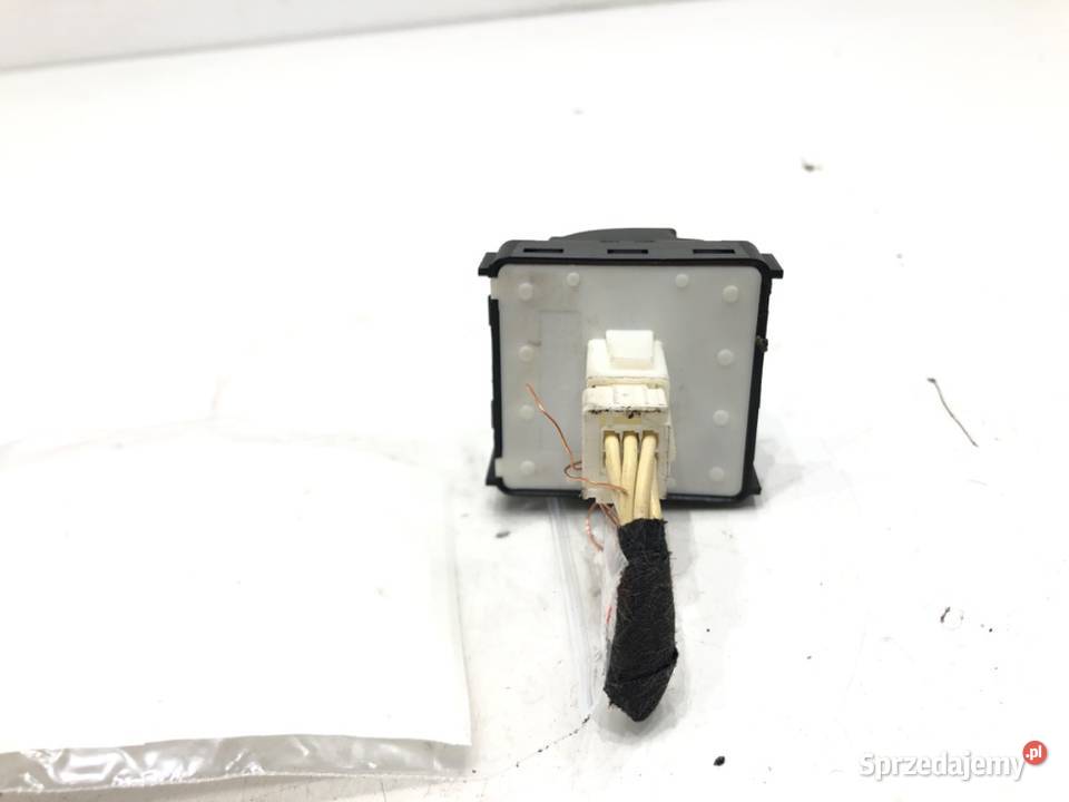 PRZEŁĄCZNIK SZYB CITROEN C4 CACTUS 98106397ZD sprzedam